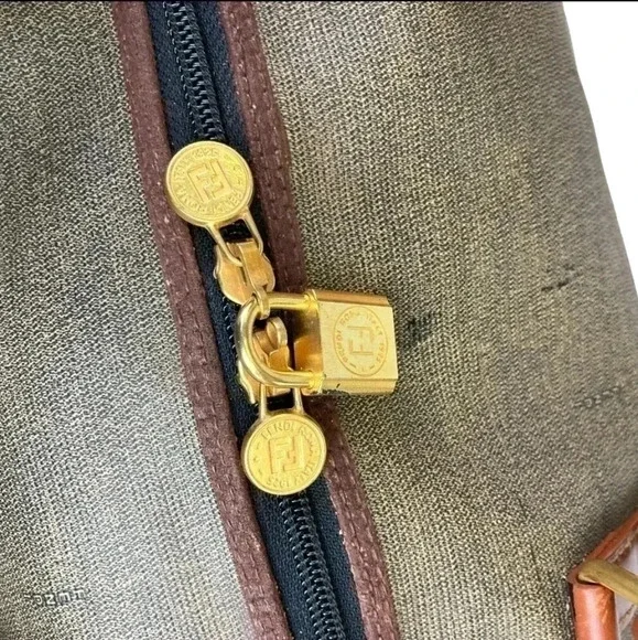 Vintage Fendi Brown Leather and PVC Boston Bag - Picture 3 of 16